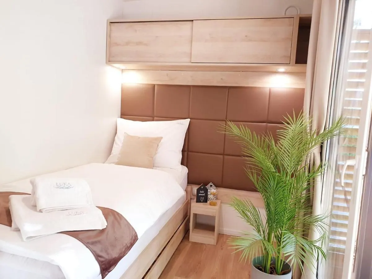 Sandra Holiday Homes Biograd Na Moru 0*,  Chorvatsko