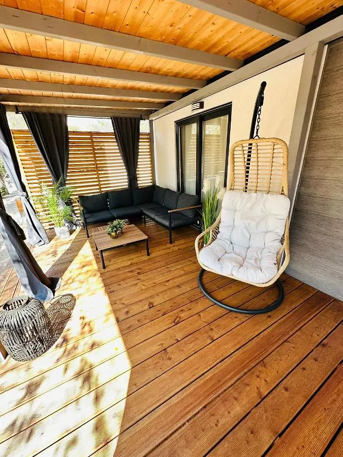 ביוגראד נה מורו Sandra Holiday Homes